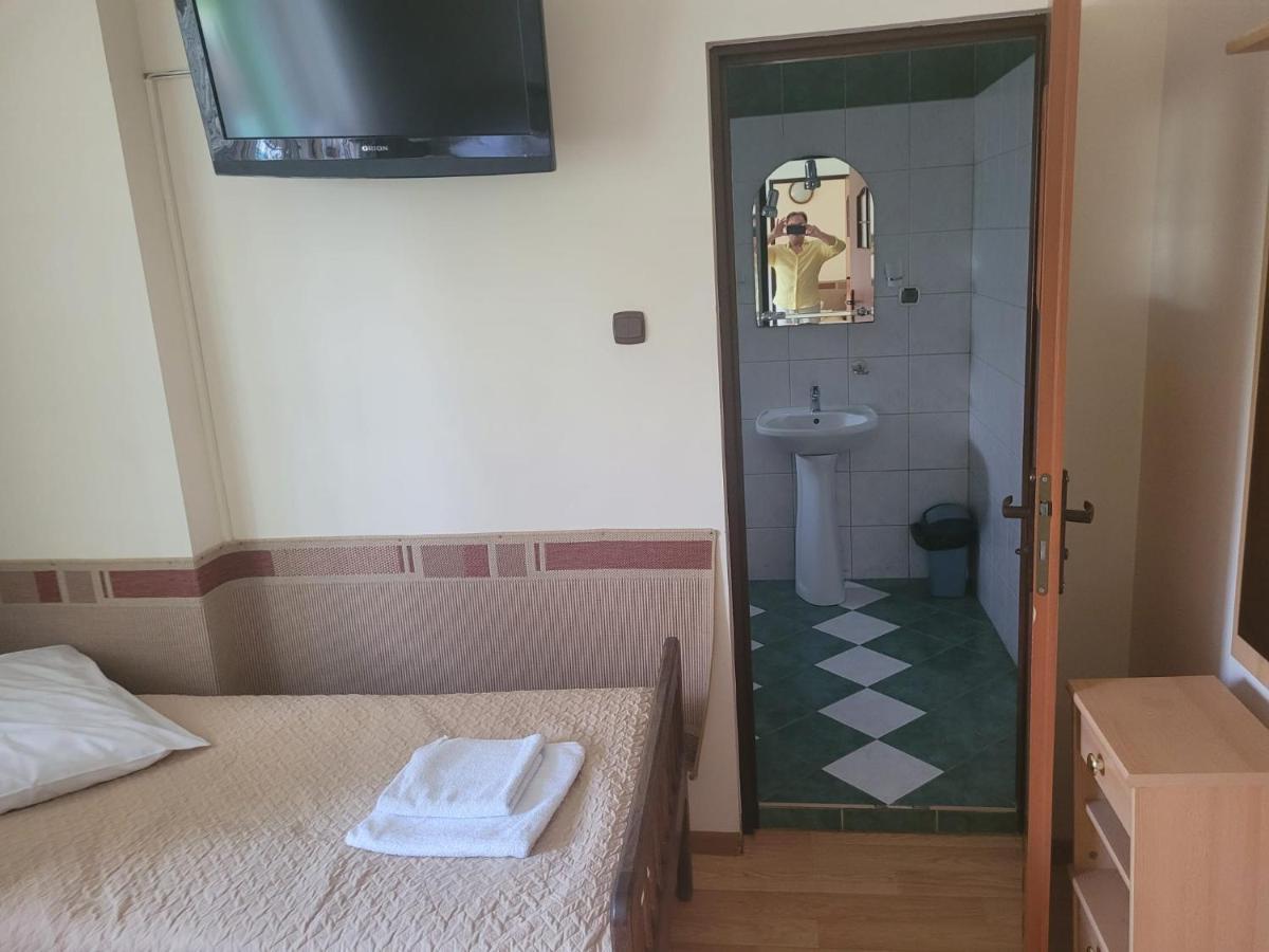 Albert Turystyczne Uslugi Hotelarskie Warszawa Rom bilde